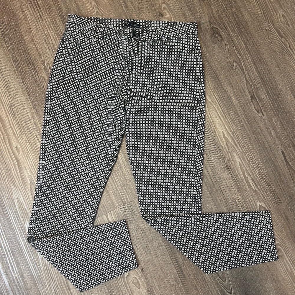 GAP Slim City Black White Geometric Ankle Pants Size 8